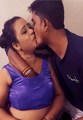 Indian Milf bhabi fucking doggy style